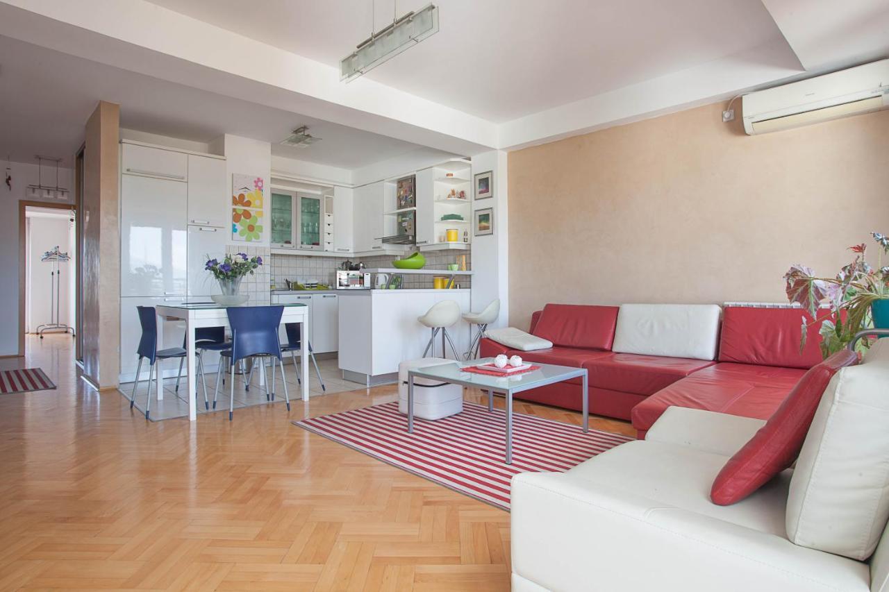 Red Apartment Skopje Eksteriør bilde